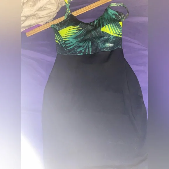 Fabletics - Picture 1 of 4